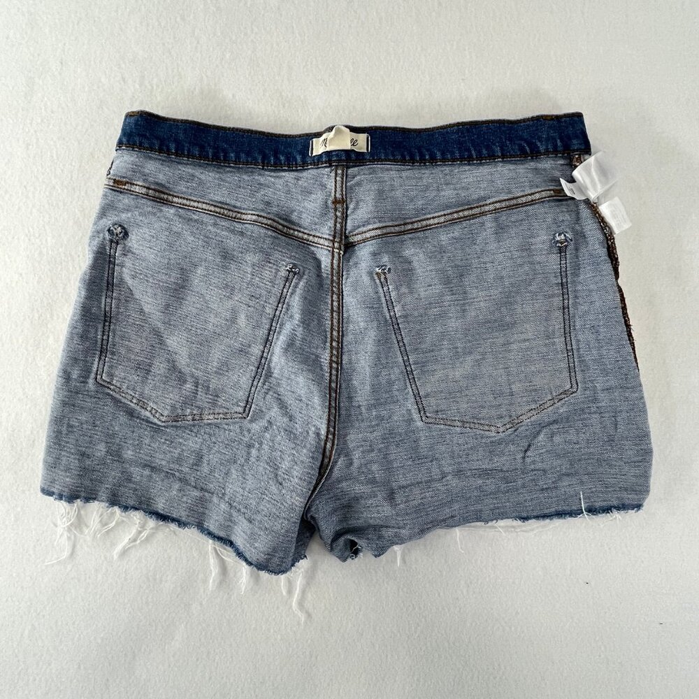 SOLD MADEWELL Womens Size 32 High Rise Denim Jean Shorts Magic Pockets - Picture 8 of 16